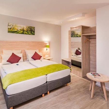 Landhotel Zur Bretzel Бабенхаузен Екстериор снимка