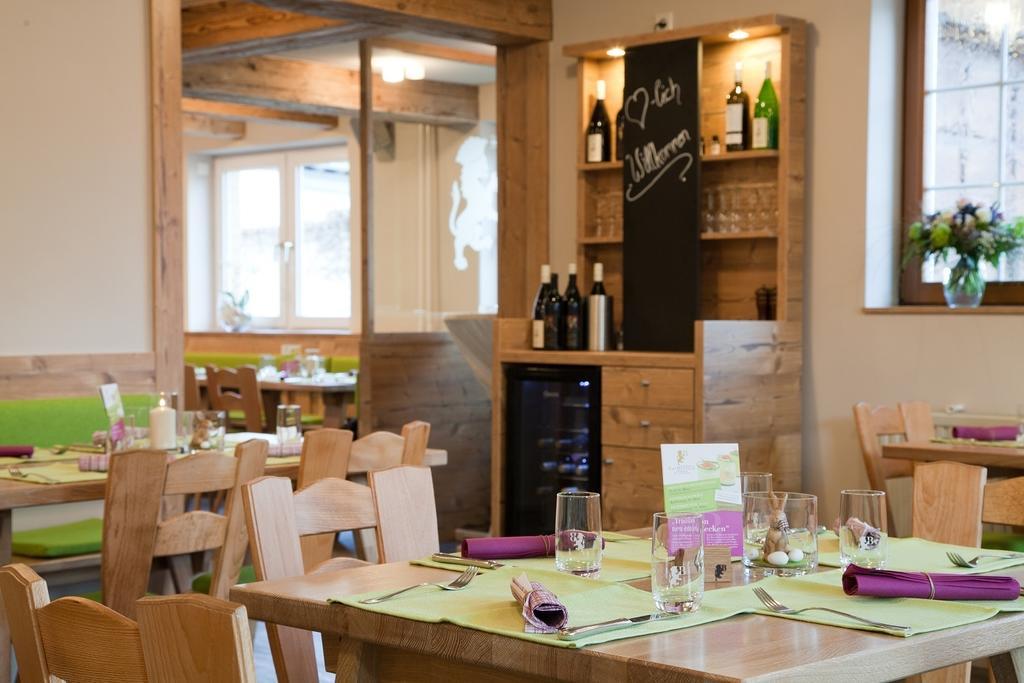 Landhotel Zur Bretzel Бабенхаузен Екстериор снимка